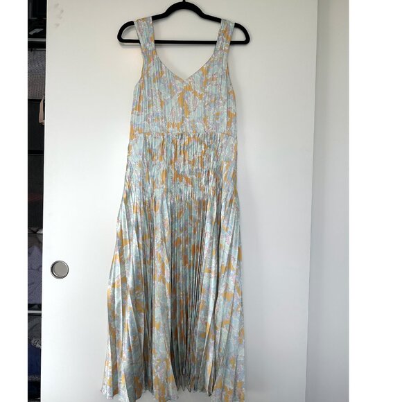 NWT Vince Lotus pleated slip dress - Picture 3 of 4